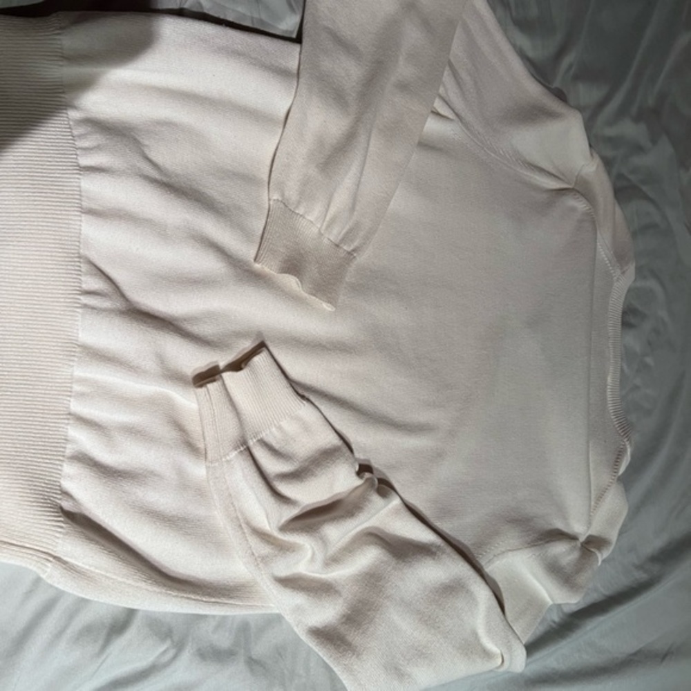 Express sweater - Picture 2 of 7